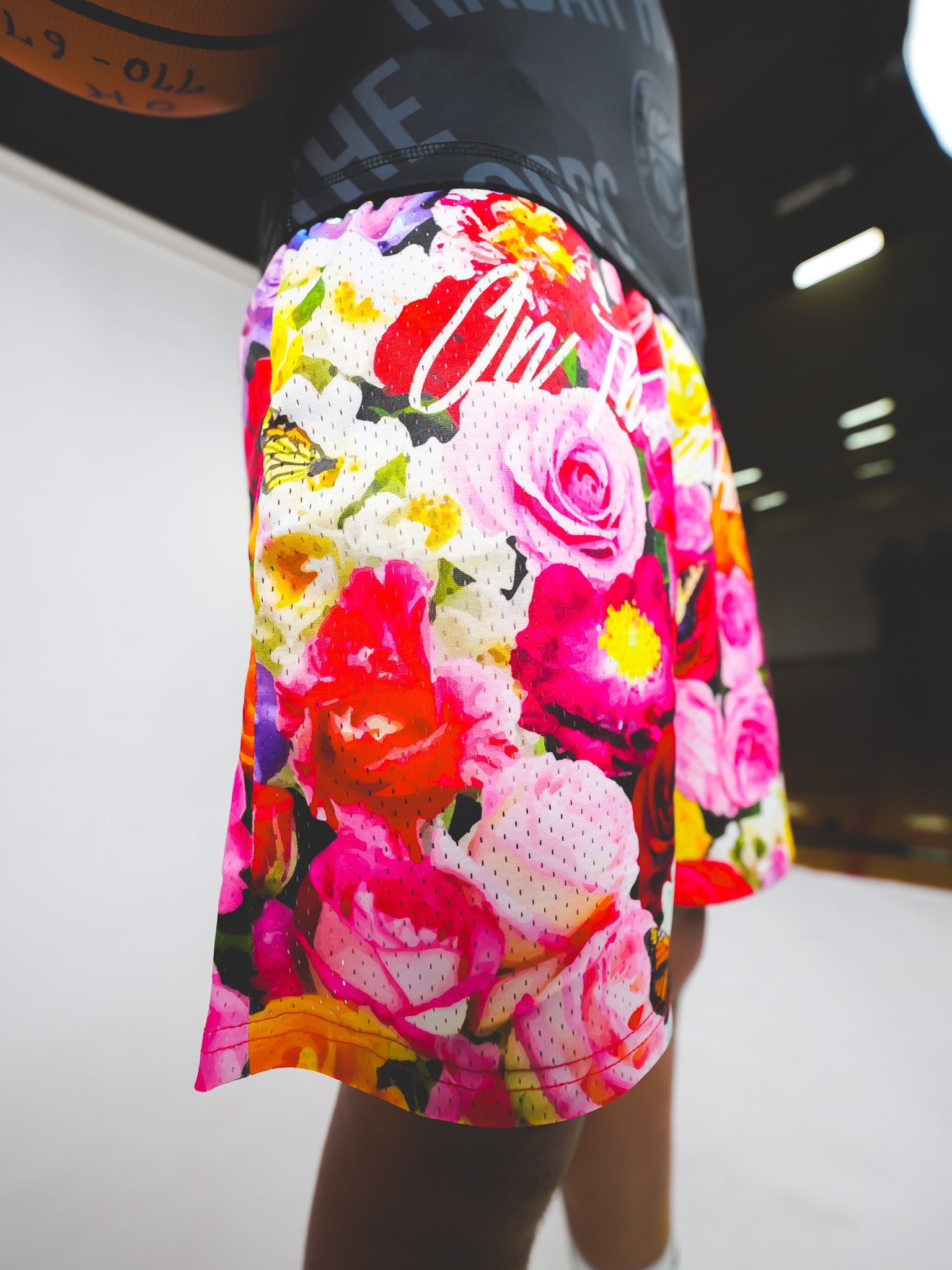 Script Bouquet Mesh Shorts